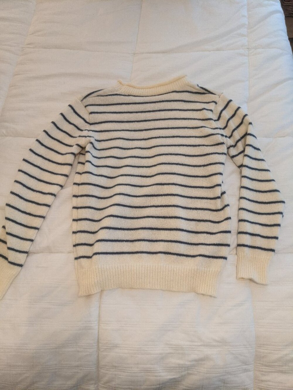Kiel James Patrick Striped Sweater – Women’s Small – Cream/Navy